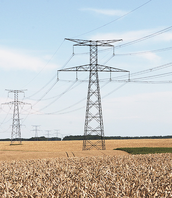 Cara Memilih Dasi Atasan yang Cocok untuk Garis Overhead