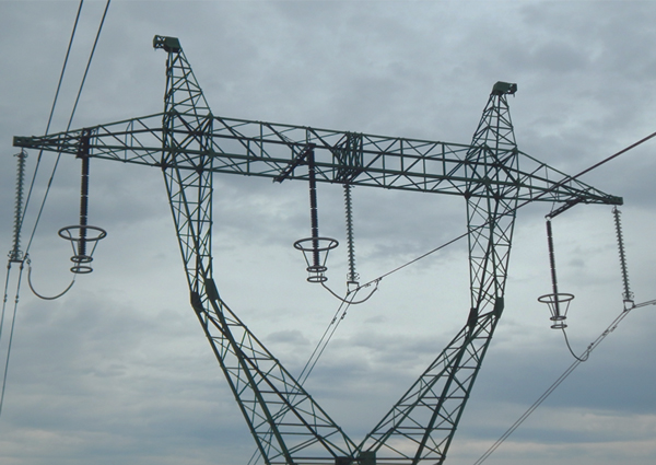 Pelajaran & Pengalaman dari Penerapan Transmission Line Arrester